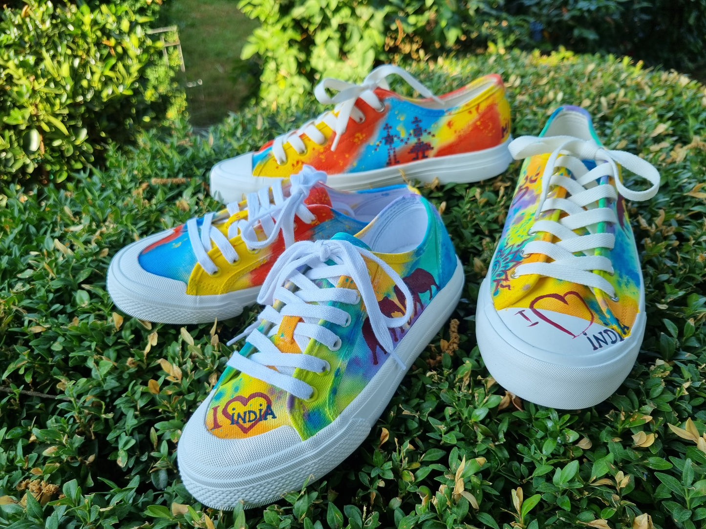 Tenisi Pictati pentru voi doi