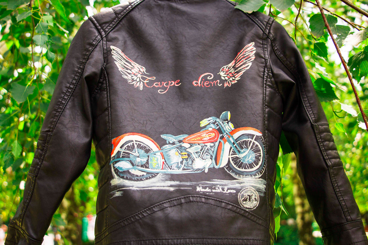 Pictura pe geaca de piele (kids)