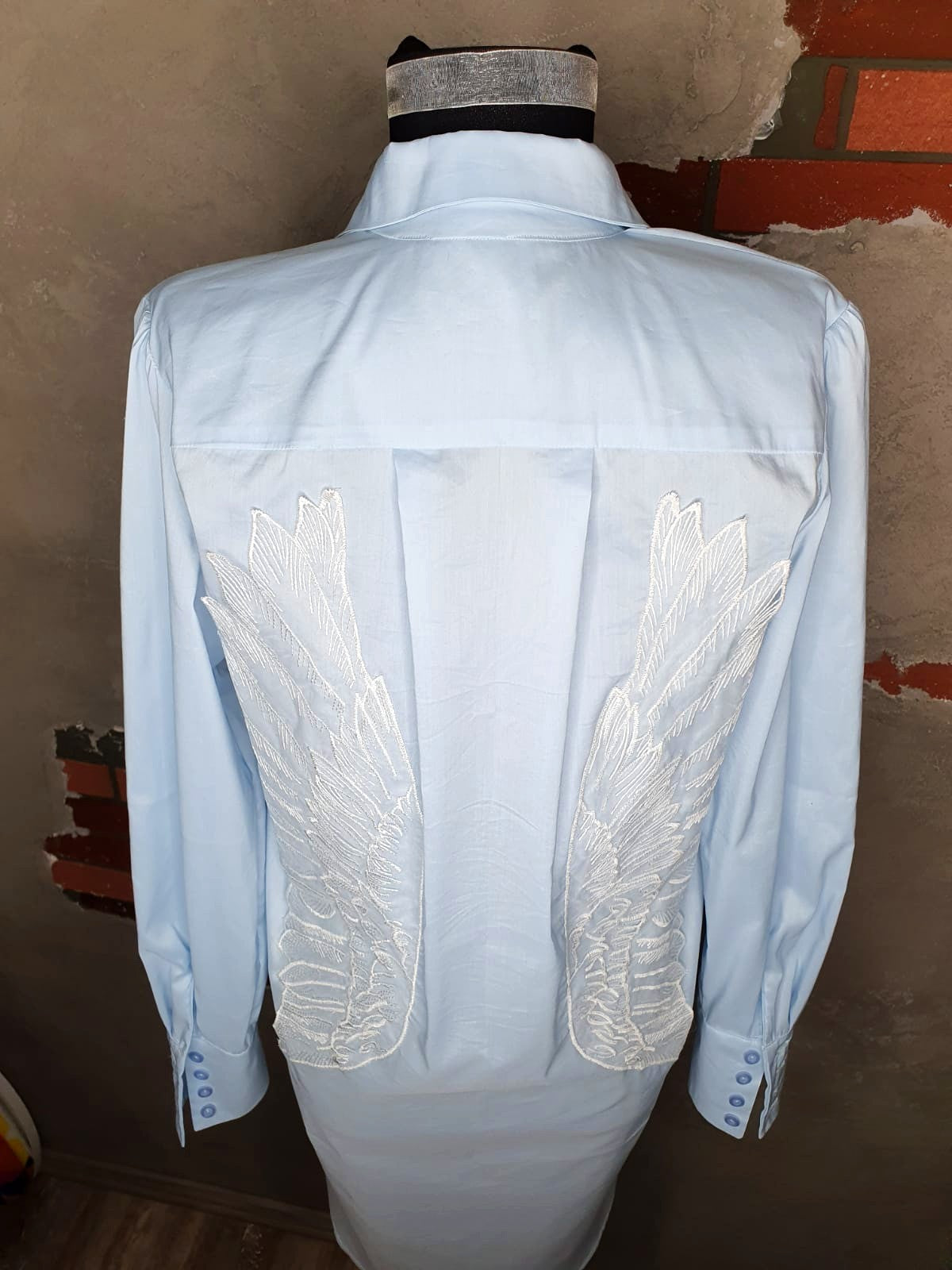 haine fabricate in romania, camasa handmade, camasi femei, Camasi dama, bluze office, haine office, Haine online, haine dama online, Haine, bluze dama, bluze, imbracaminte dama, magazin online haine, camasi, imbracaminte online, fashion haine, camasi online, haine sport dama, Camasi pictate manual, Camasi Handmade, Camasi cu design deosebit, pictate manual, camasa alba dama, camasi deosebite, haine dama deosebite, haine deosebite, haine handmade, fashion moda online