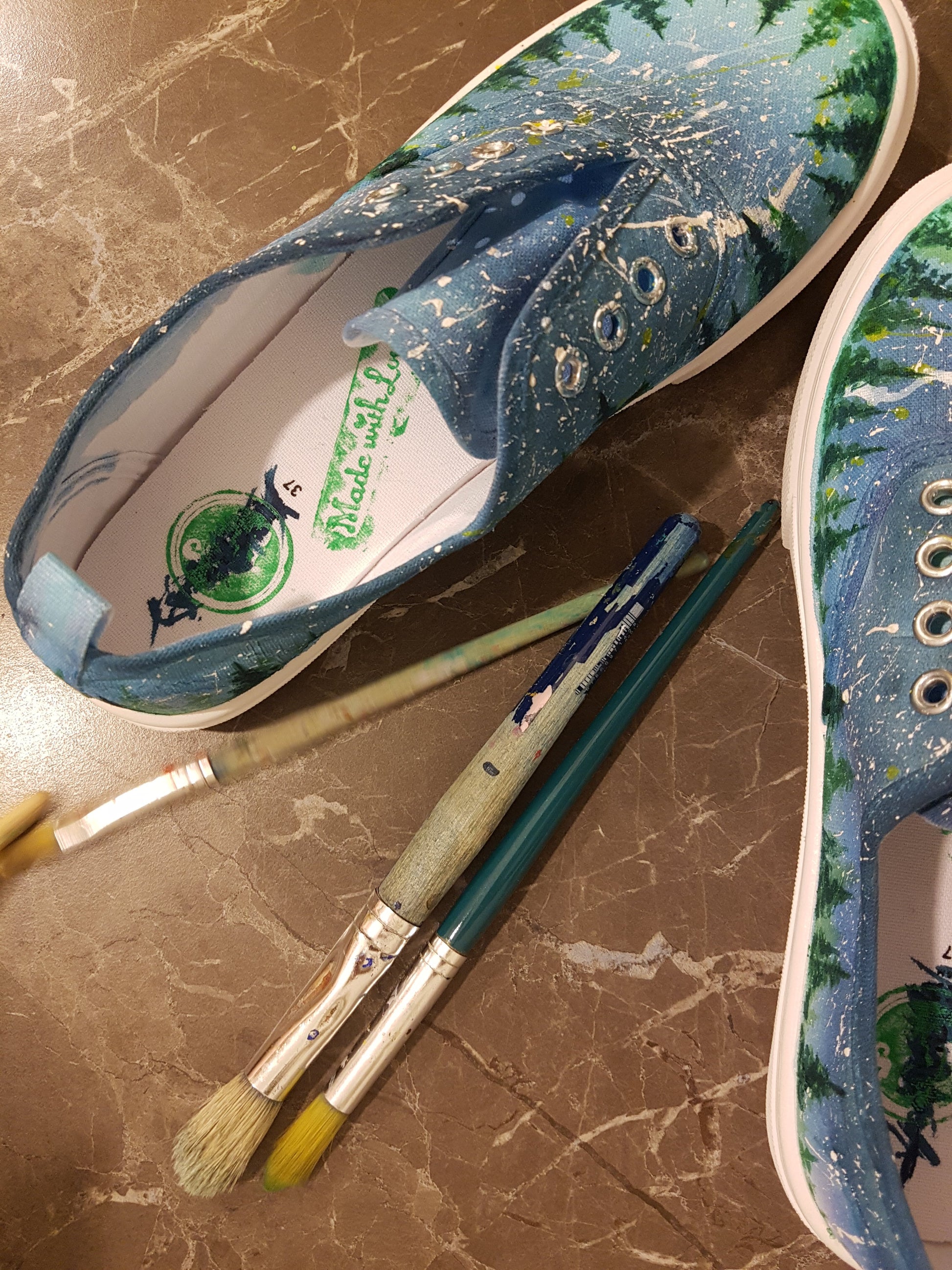 Tenisi Pictati, Painted Sneakers, Pictura Manuala Tenisi, handmade shoes, Everyday shoes, Woman Fashion, customized shoes, Trees, Aurora Trees, Aurora, Aurora Sneakers