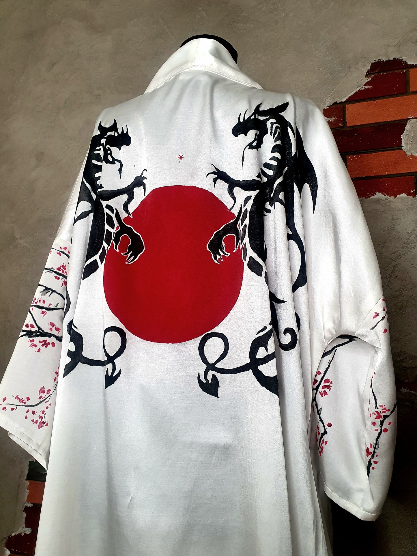Kimono din matase personalizat "Dragons"