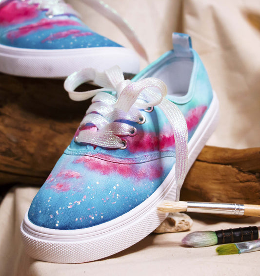 Tenisi Pictati, Painted Sneakers, Pictura Manuala Tenisi, handmade shoes, Everyday shoes, Woman Fashion, customized shoes, Trees, Aurora Trees, Aurora, Aurora Sneakers, Sunset